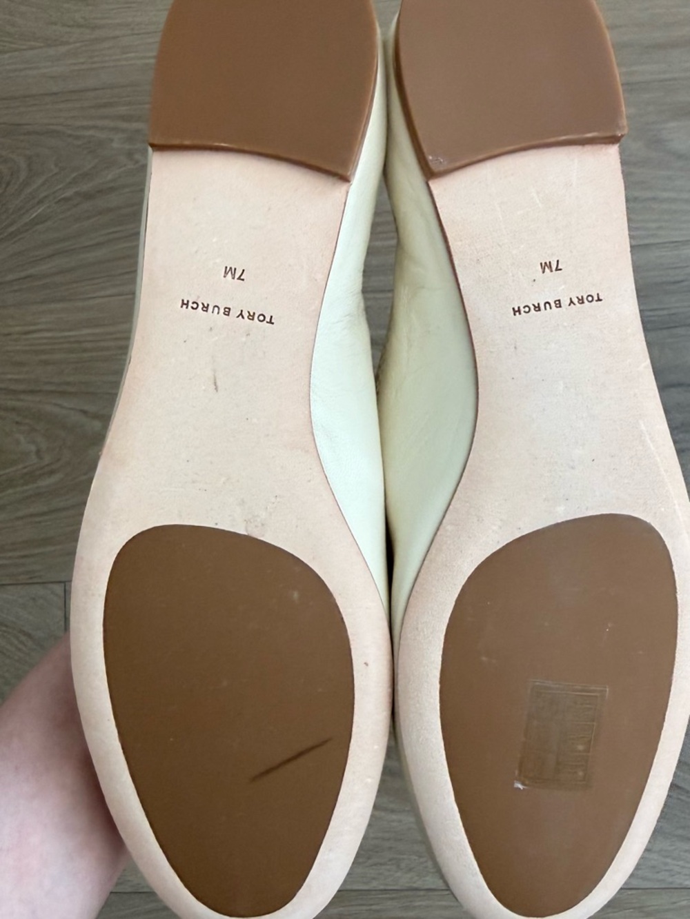 Tory Burch, Size 7, Cream Leather Ballet Flats with Gold & Black Logo - Picture 5 of 5